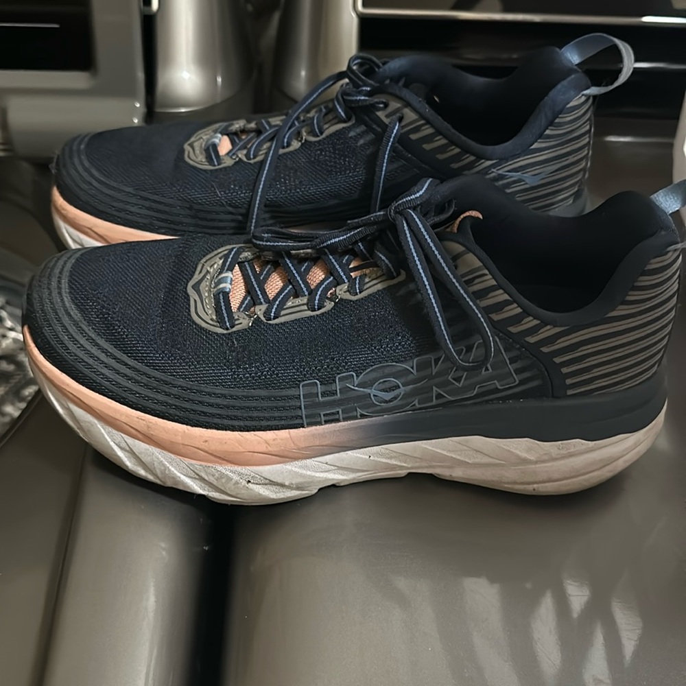Hoka bondi's